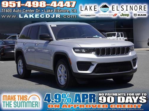 Silver Zynith 2026 Jeep Grand Cherokee Laredo