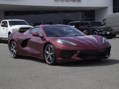 Long Beach Red Metallic Tintcoat 2020 Chevrolet Corvette Stingray w/2LT