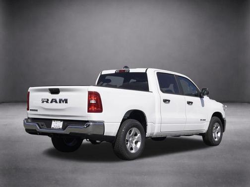 Bright White Clearcoat 2026 RAM 1500 Big Horn/Lone Star