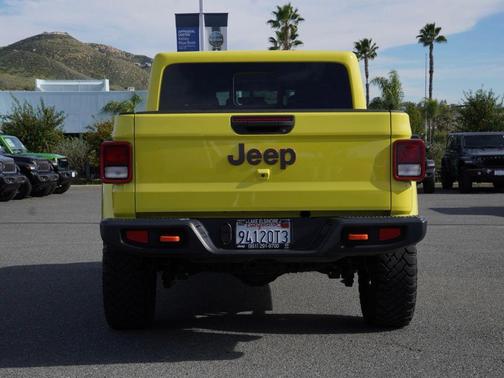 2023 Jeep Gladiator Mojave