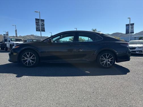 2021 Toyota Camry SE Nightshade