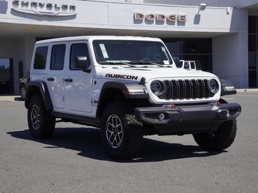 Bright White Clearcoat 2026 Jeep Wrangler Rubicon