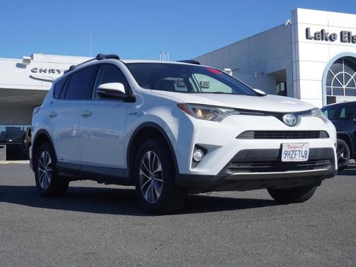 2018 Toyota RAV4 Hybrid XLE