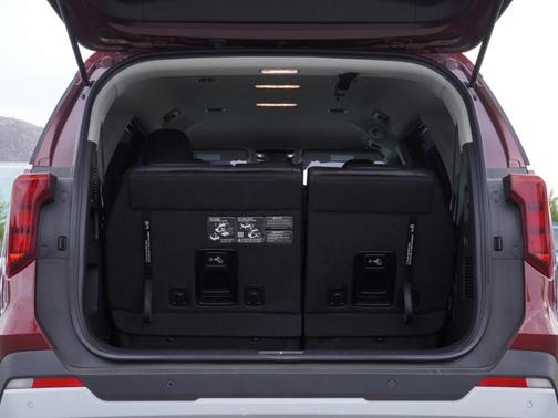 2025 Kia Carnival Hybrid LXS