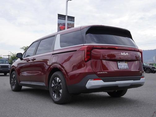 2025 Kia Carnival Hybrid LXS