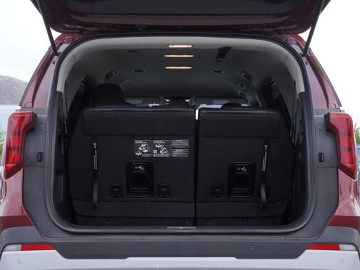 2025 Kia Carnival Hybrid LXS