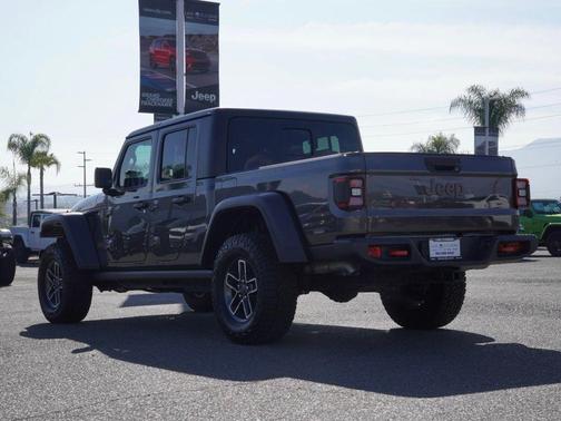 2024 Jeep Gladiator Mojave
