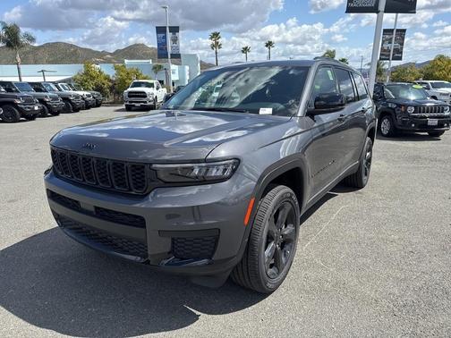 2025 Jeep Grand Cherokee L Laredo