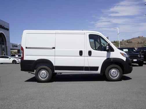 Bright White Clearcoat 2026 RAM ProMaster 1500 Low Roof