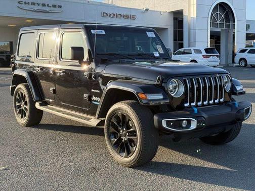Black Clearcoat 2022 Jeep Wrangler Unlimited 4xe Sahara