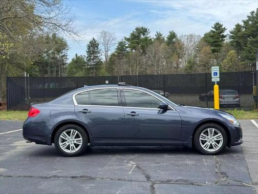 2011 INFINITI G37x Base