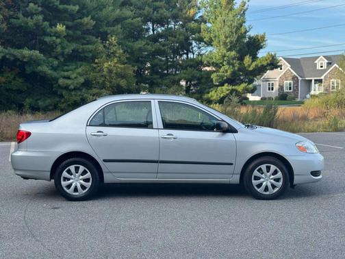 2005 Toyota Corolla CE