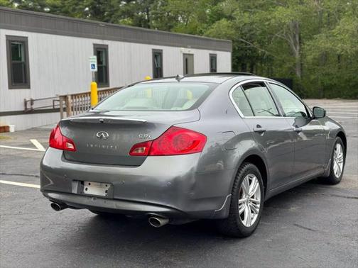 2011 INFINITI G37x Base