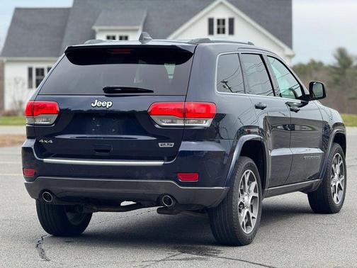 2018 Jeep Grand Cherokee Sterling Edition