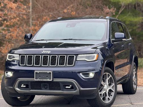2018 Jeep Grand Cherokee Sterling Edition