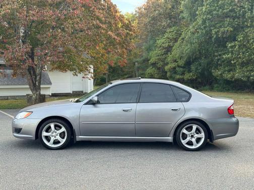 2009 Subaru Legacy Base
