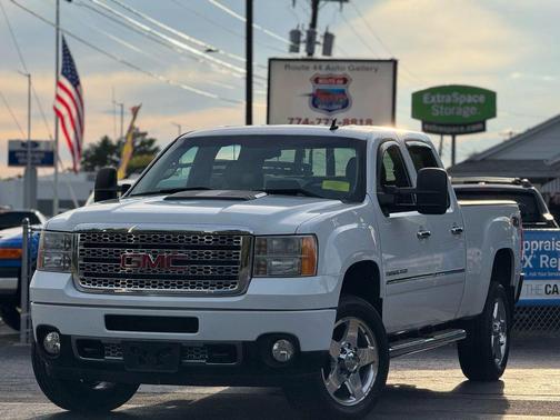 2013 GMC Sierra 2500 Denali