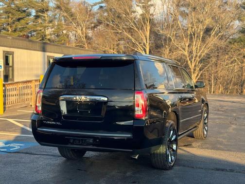 2019 GMC Yukon XL Denali