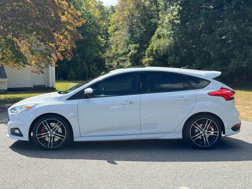 2016 Ford Focus ST 