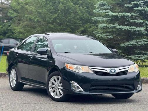 2012 Toyota Camry Hybrid XLE