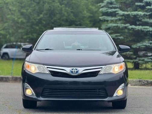 2012 Toyota Camry Hybrid XLE