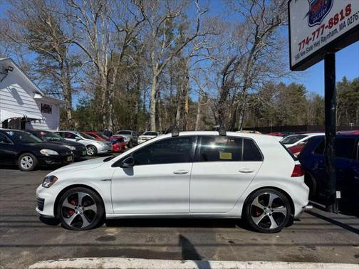 2015 Volkswagen Golf GTI 2.0T S 4-Door