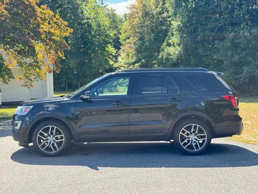 2017 Ford Explorer sport