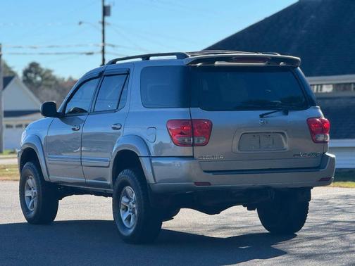 2007 Toyota Sequoia SR5