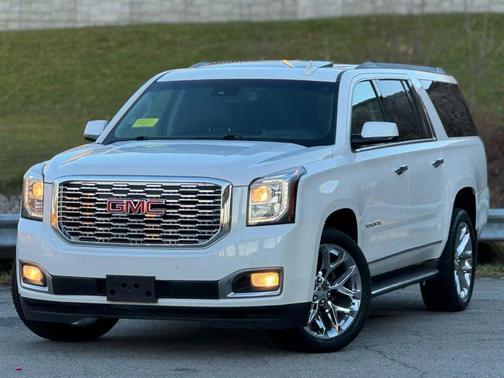 2017 GMC Yukon XL SLT