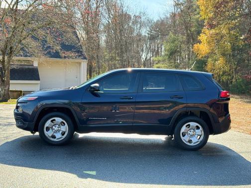 2015 Jeep Cherokee Sport