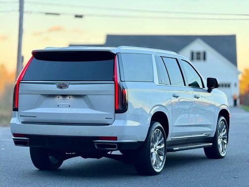 2021 Cadillac Escalade ESV Sport