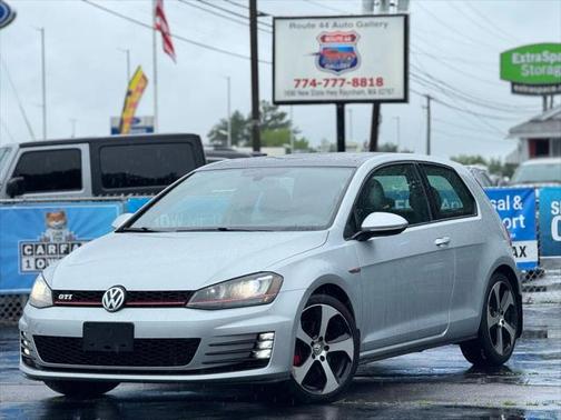 2015 Volkswagen Golf GTI 2.0T SE 2-Door