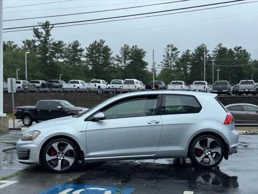 2015 Volkswagen Golf GTI 2.0T SE 2-Door