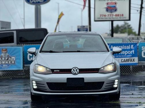 2015 Volkswagen Golf GTI 2.0T SE 2-Door