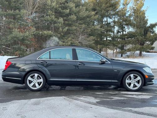 2012 Mercedes-Benz S-Class 4MATIC