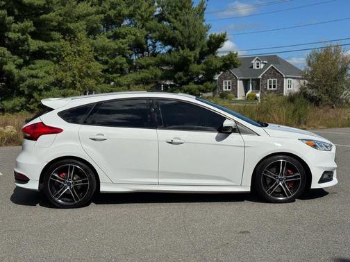 2016 Ford Focus ST