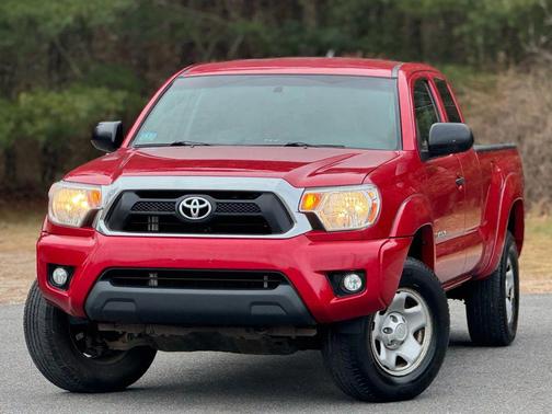 2015 Toyota Tacoma Base