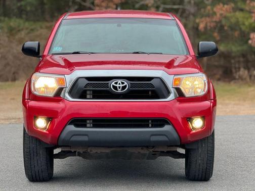 2015 Toyota Tacoma Base