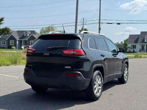 2015 Jeep Cherokee Sport