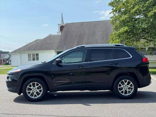 2015 Jeep Cherokee Sport