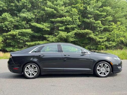 2013 Lincoln MKZ Base