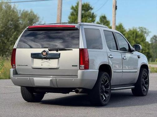 2011 Cadillac Escalade Sport