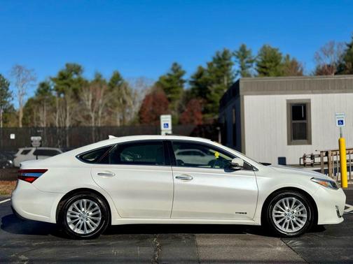 2014 Toyota Avalon Hybrid Limited