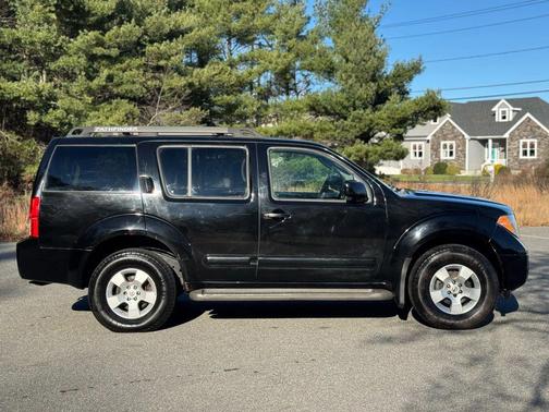 2007 Nissan Pathfinder SE