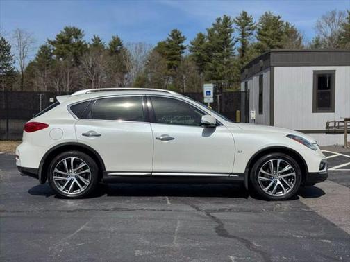 2016 INFINITI QX50 Base