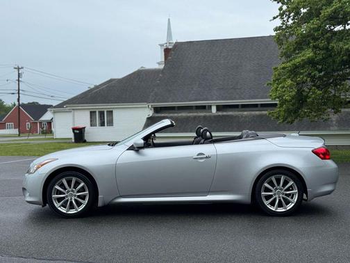 2012 INFINITI G37 Base