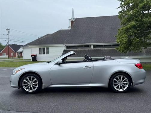 2012 INFINITI G37 Base