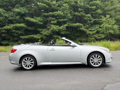 2012 INFINITI G37 Base