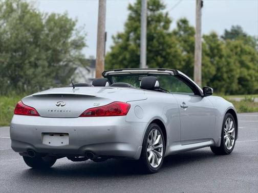 2012 INFINITI G37 Base