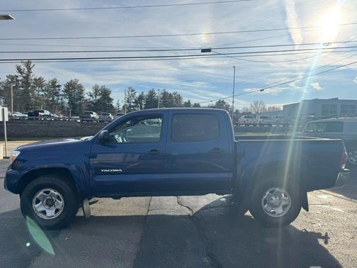 2015 Toyota Tacoma Base